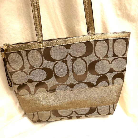 Coach F 15112 signature tote beige, brown shoulder bag with gorld band - Picture 5 of 11